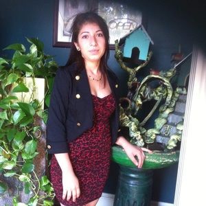 Meet your Posher, Alejandra